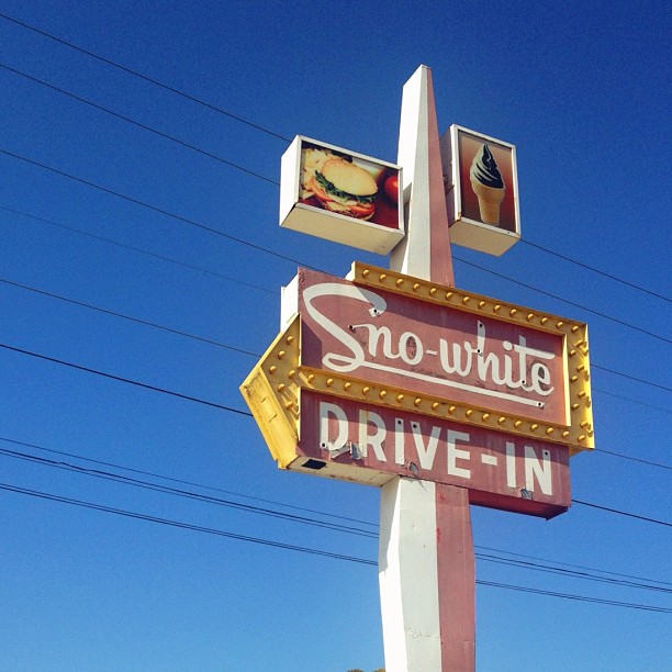 Signage photo